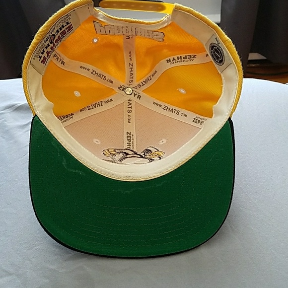 Zephyr Penguins Snapback - Picture 3 of 4